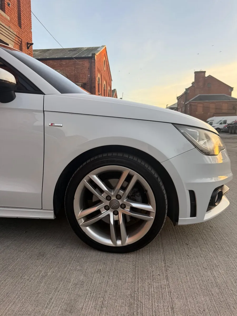 Audi A1 S-line 2013 - Image 3