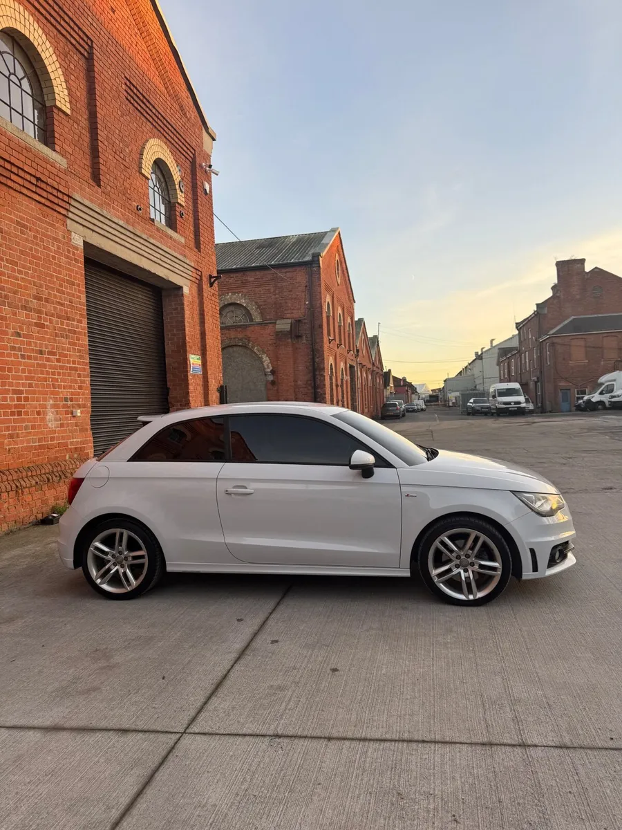 Audi A1 S-line 2013 - Image 4