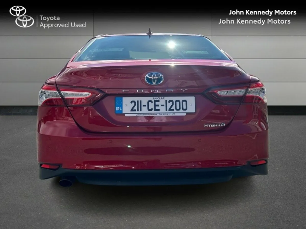 Toyota Camry HYBRID PLATINUM 4DR AUTO - Image 4