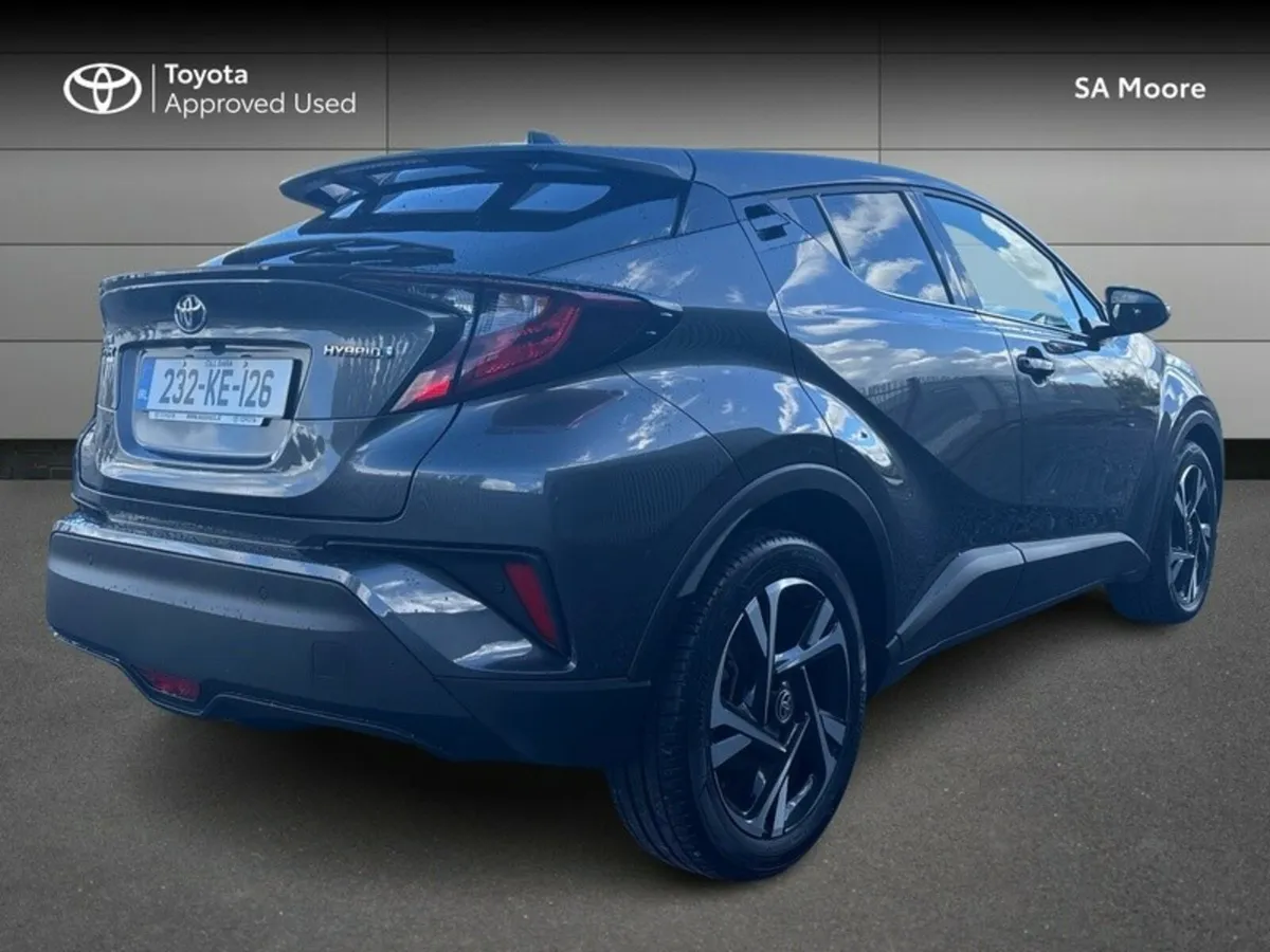 Toyota C-HR HYBRID SPORT - Image 2