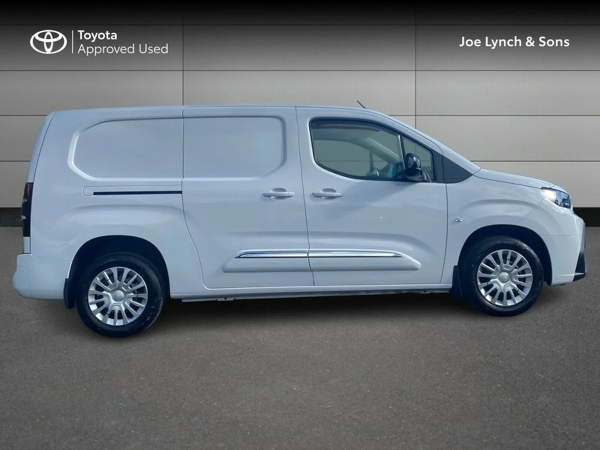 Toyota Proace City CITY 1.5D GX LWB - Image 3