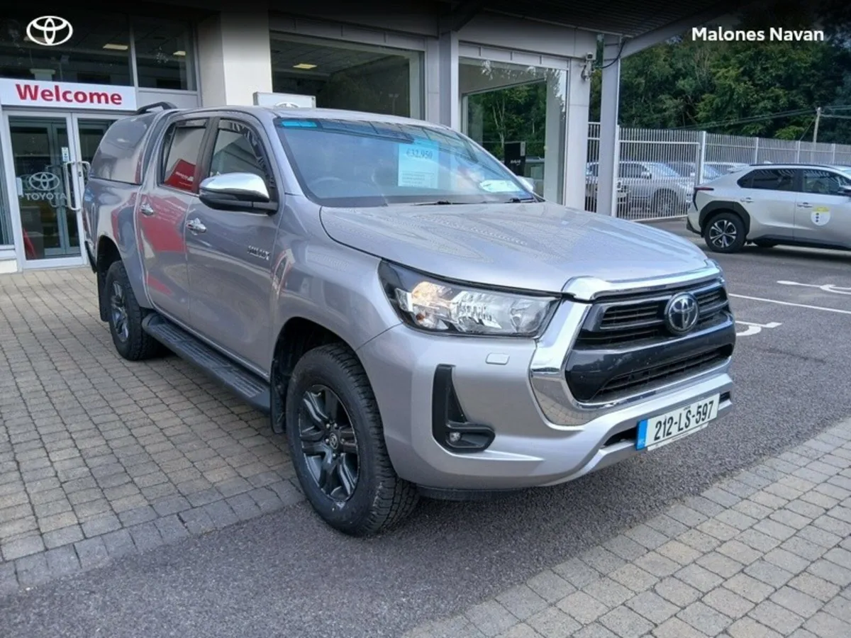 Toyota Hilux HILUX 2.4 SR5 DOUBLE CAB €25,160 plus - Image 1