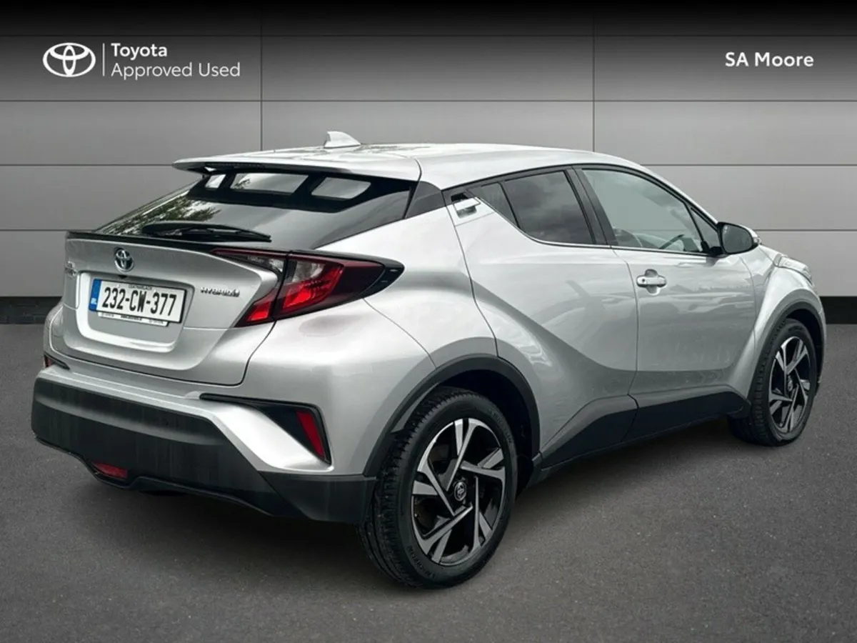 Toyota C-HR HYBRID SPORT - Image 2