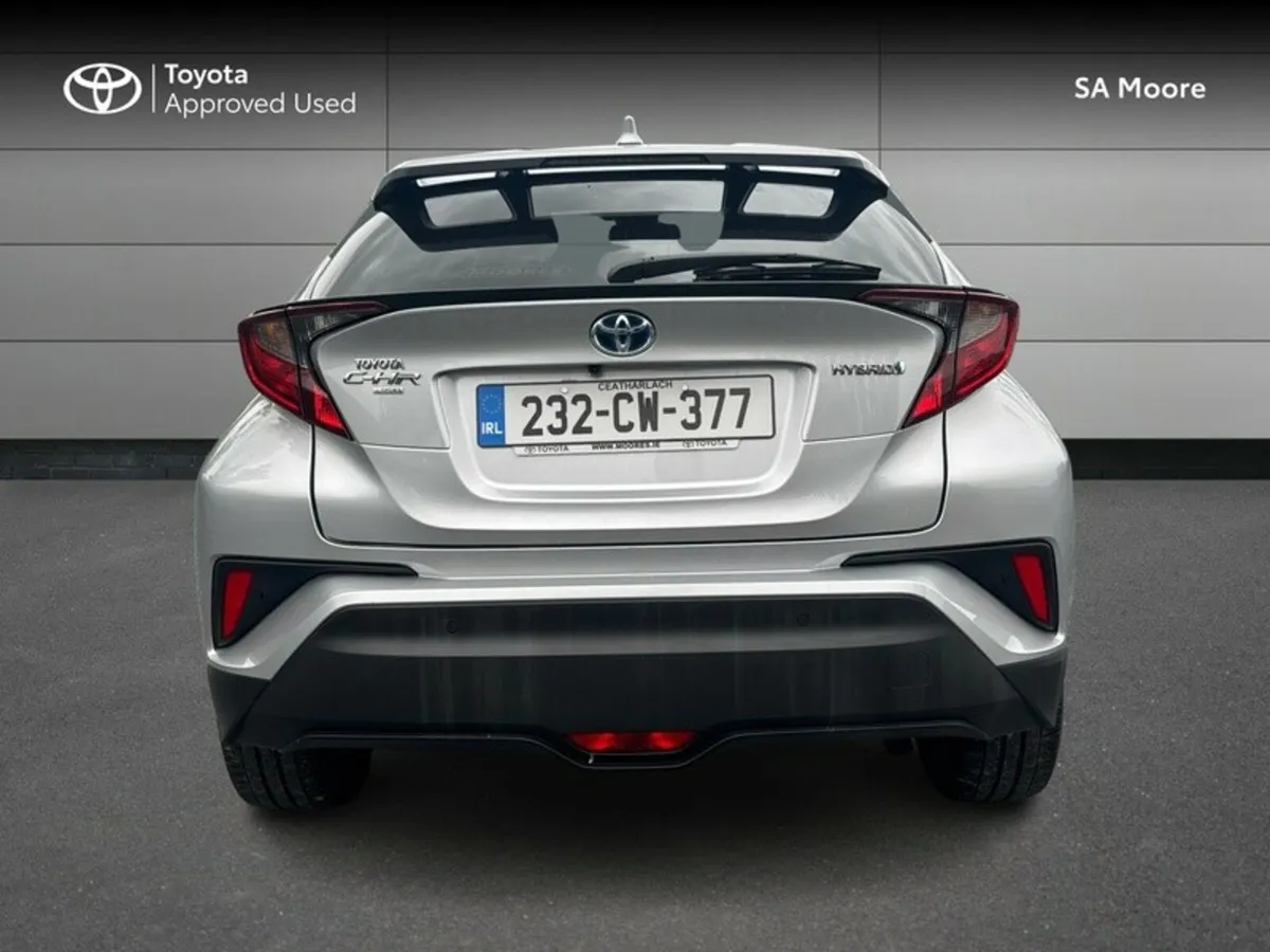 Toyota C-HR HYBRID SPORT - Image 4