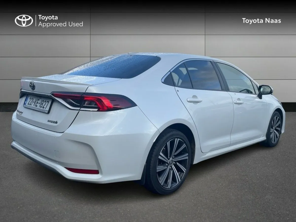 Toyota Corolla COROLLA HYBRID LUNA SPORT - Image 2