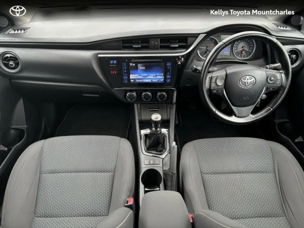 Toyota Corolla COROLLA 1.4 D4D LUNA - Image 4