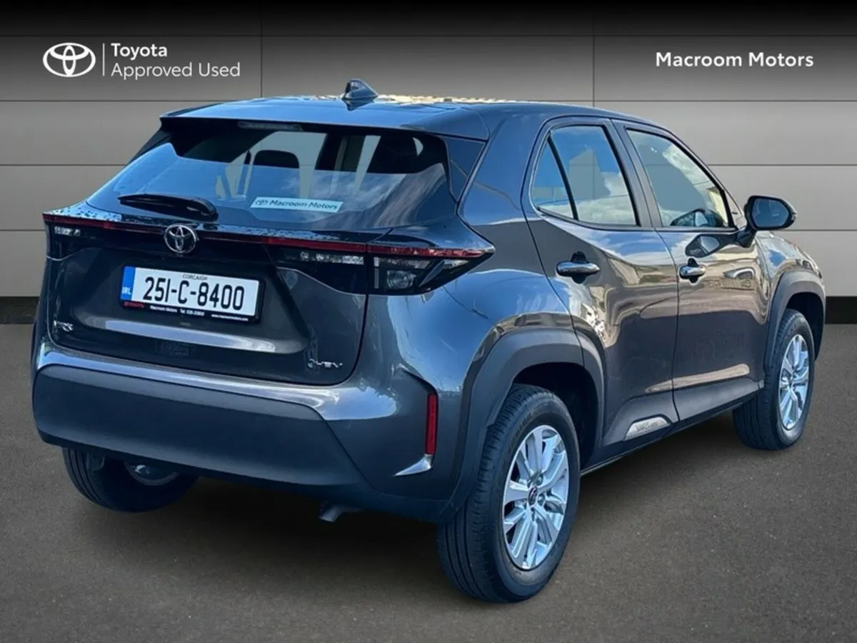 Toyota Yaris Cross END OF YEAR CLEARANCE SALE! YAR - Image 2