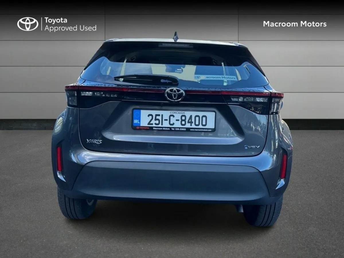 Toyota Yaris Cross END OF YEAR CLEARANCE SALE! YAR - Image 4