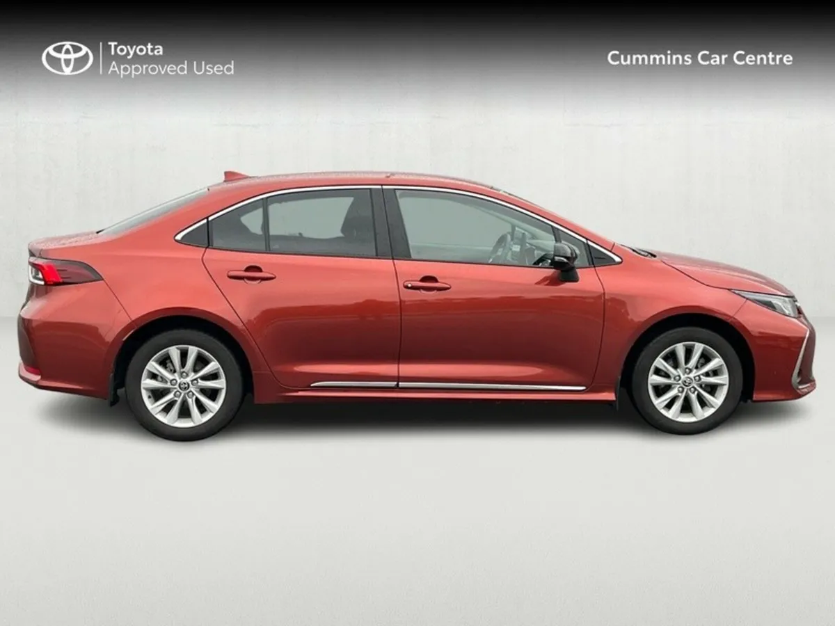 Toyota Corolla COROLLA SALOON LUNA - Image 3