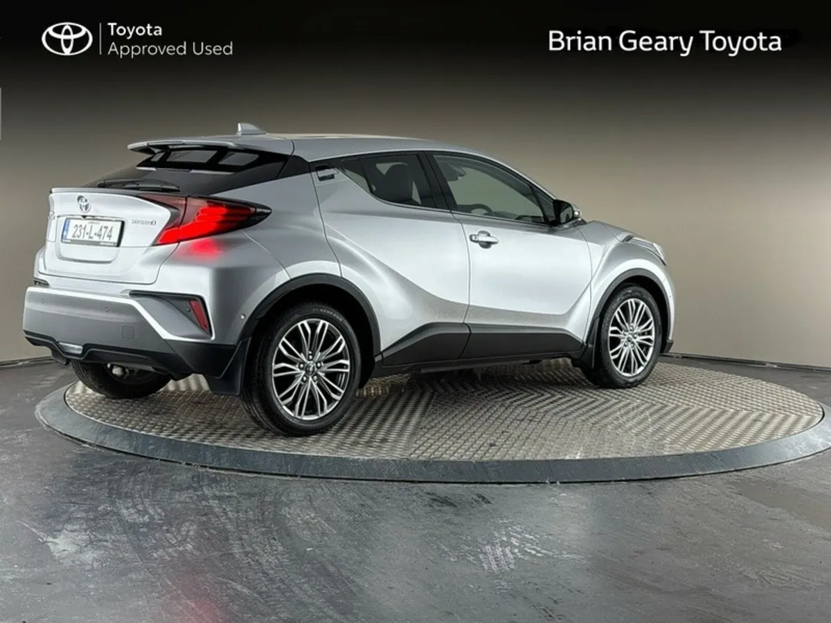 Toyota C-HR HYBRID SOL - Image 2