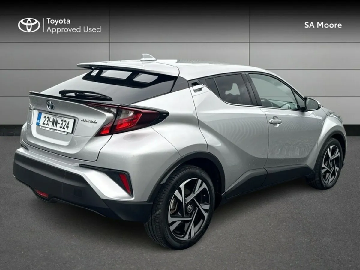 Toyota C-HR HYBRID SPORT - Image 2