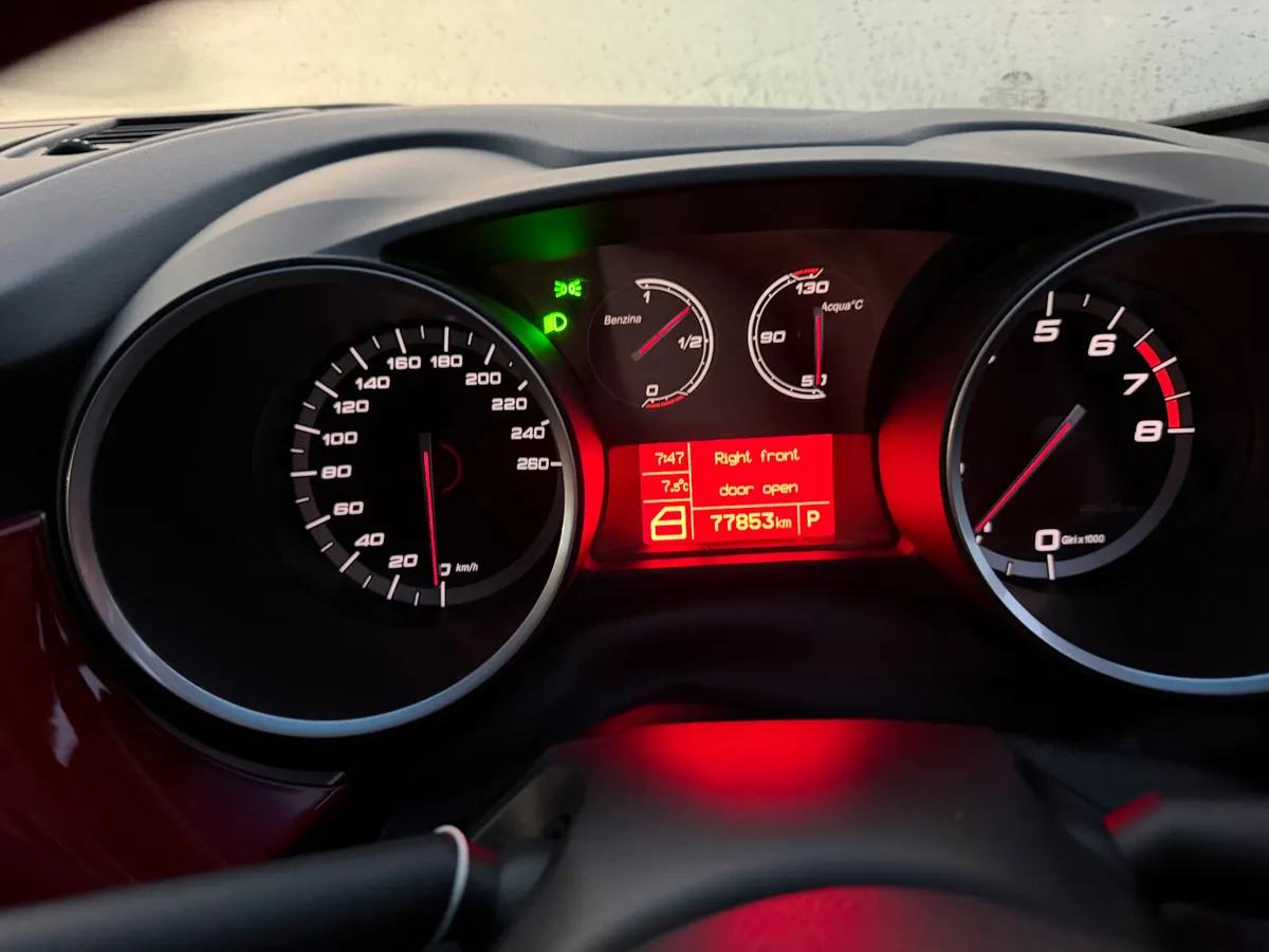 ALFA ROMEO GIULIETTA 2013 - Image 4