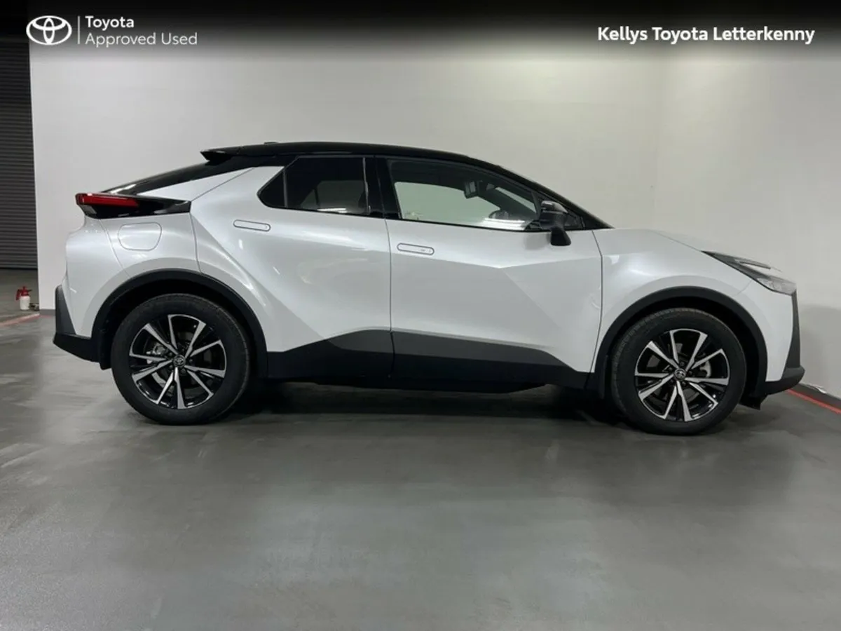 Toyota C-HR C-HR Sport Plus + Plug-In Hybrid PHEV - Image 3