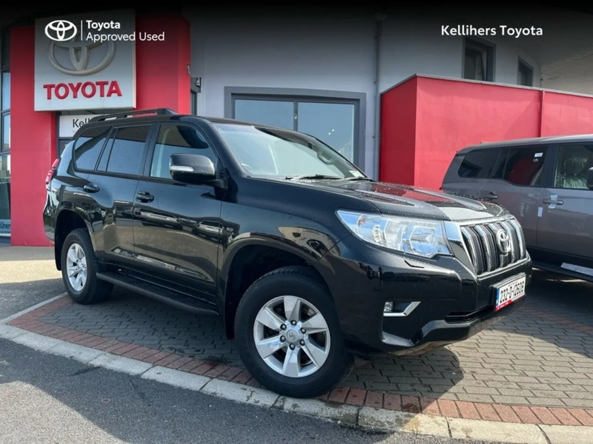 Toyota Land Cruiser LAND CRUISER LWB COMM A/T - Image 1