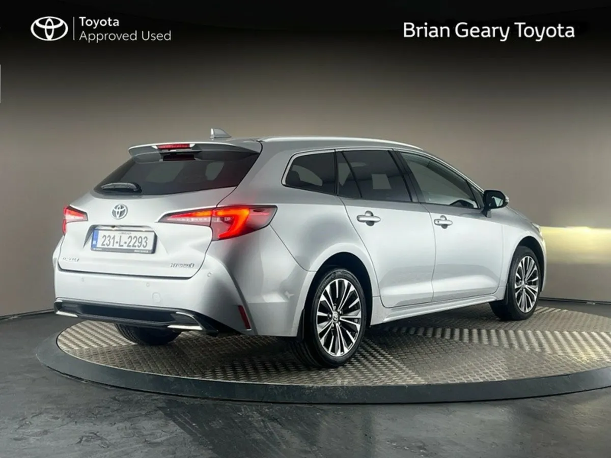 Toyota Corolla HYBRID SOL Touring Sport - Image 2
