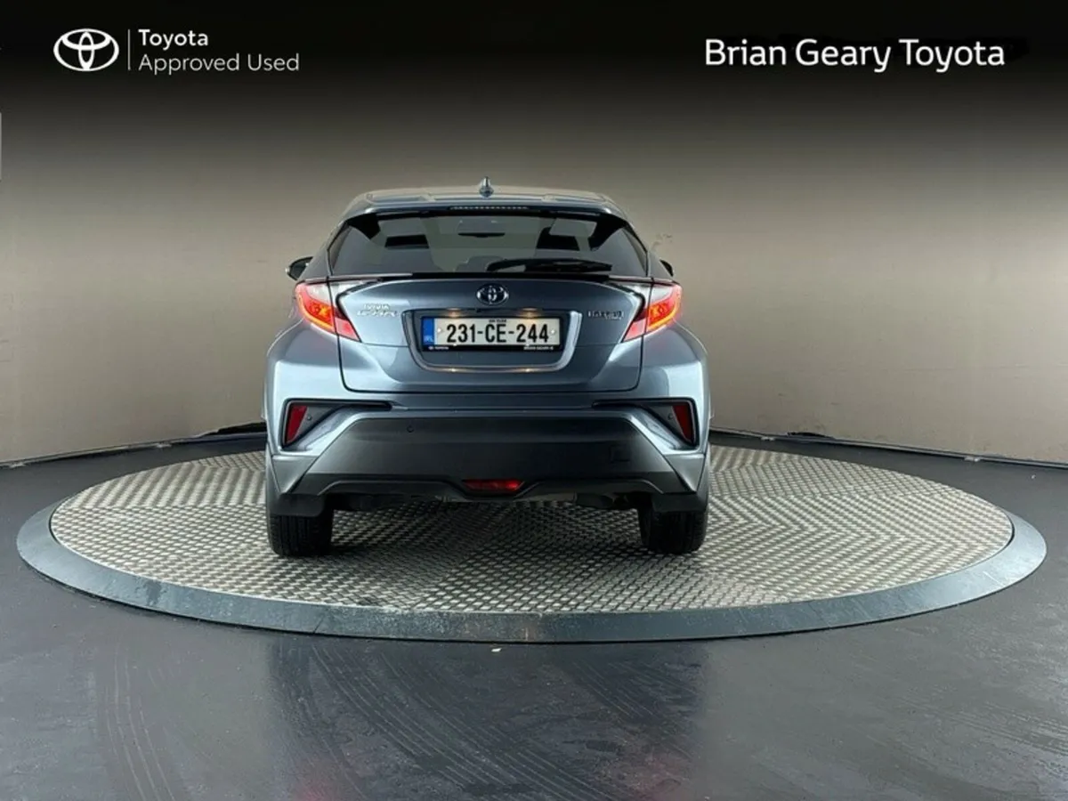 Toyota C-HR HYBRID SPORT - Image 4