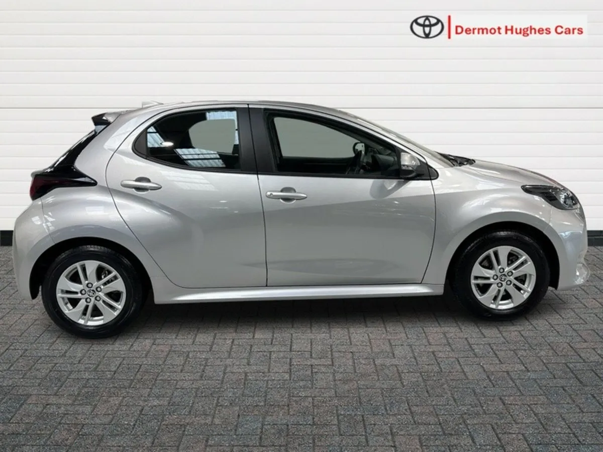 Toyota Yaris HYBRID 1.5 LUNA 115HP - Image 3