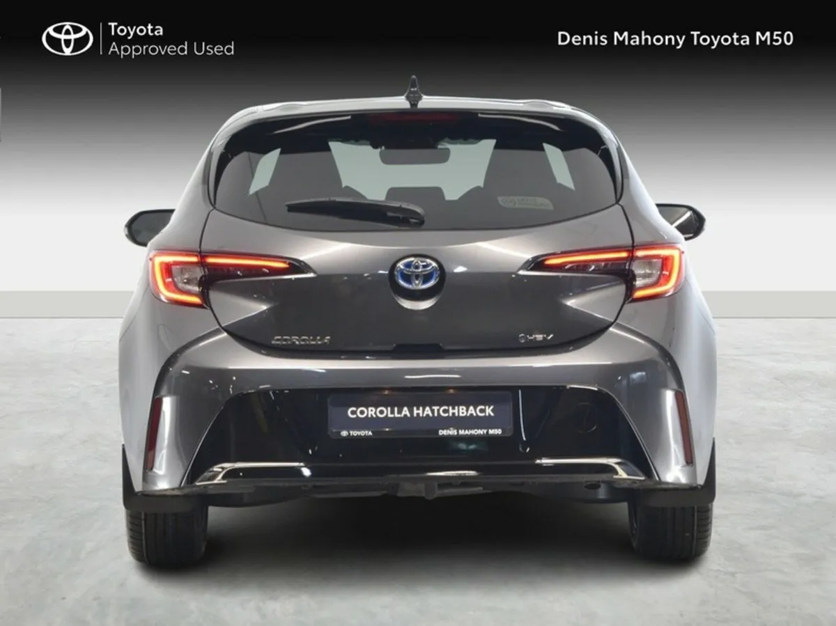 Toyota Corolla Hybrid Luna Sport - Image 4