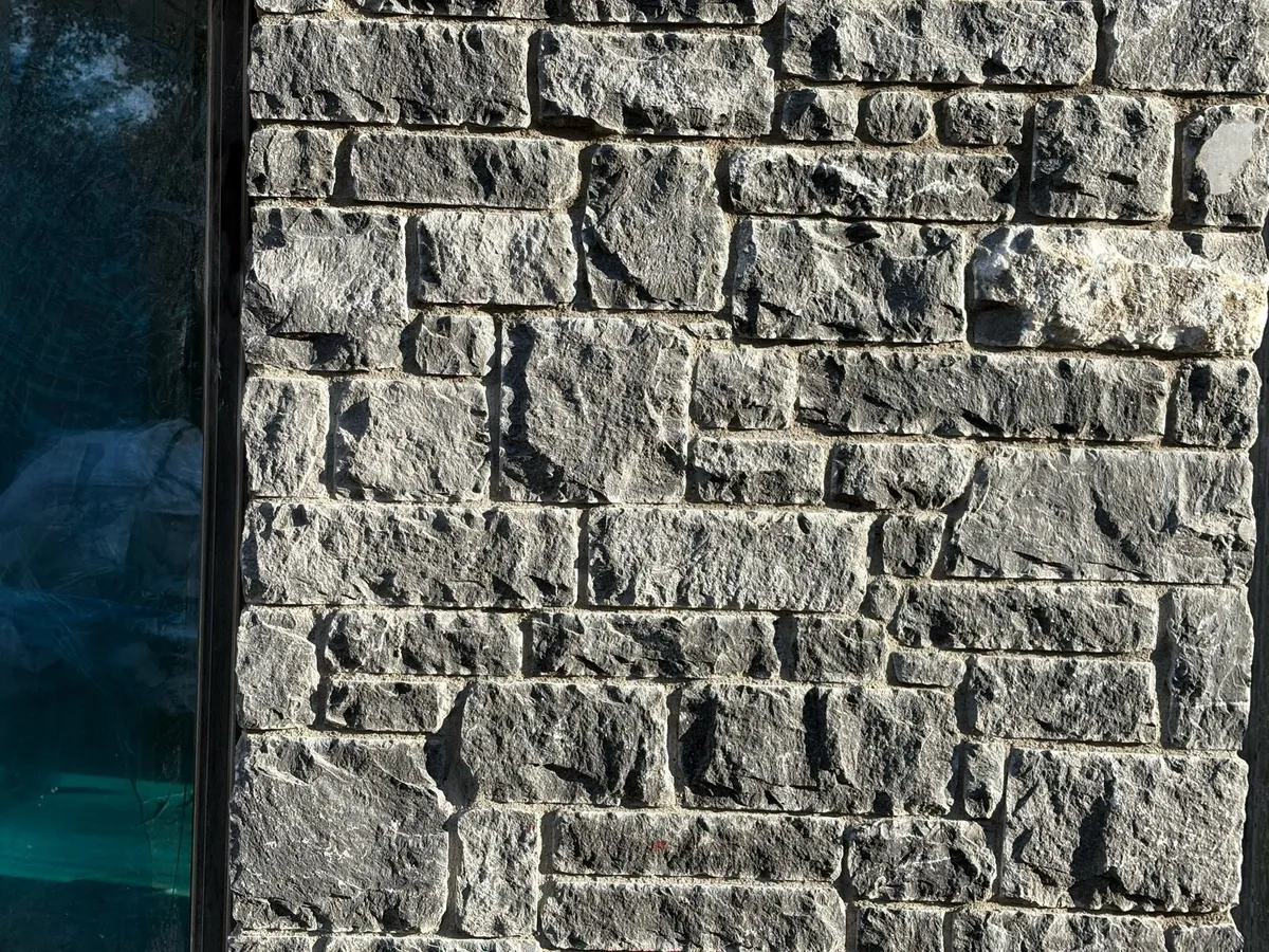 Stonemason available - Image 1