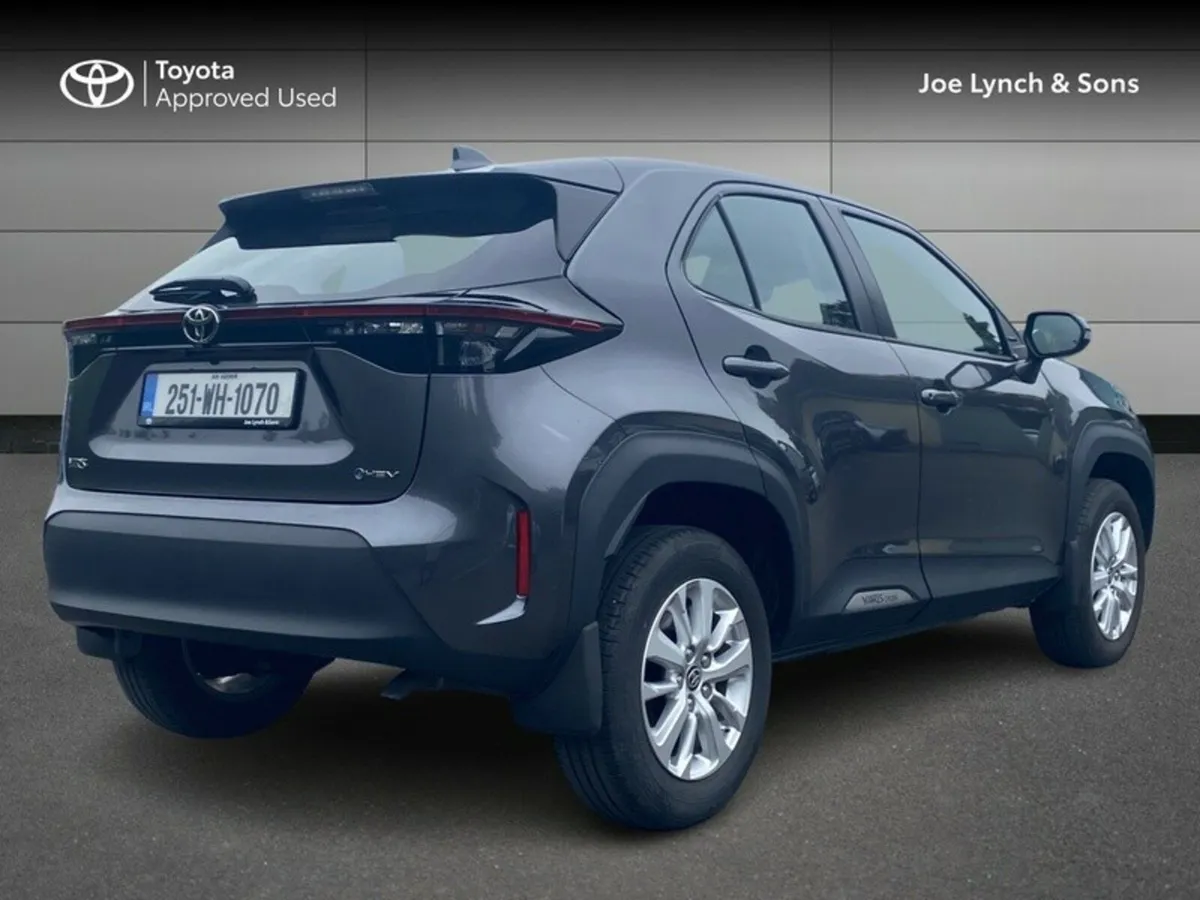 Toyota Yaris Cross YARIS CROSS LUNA - Image 2