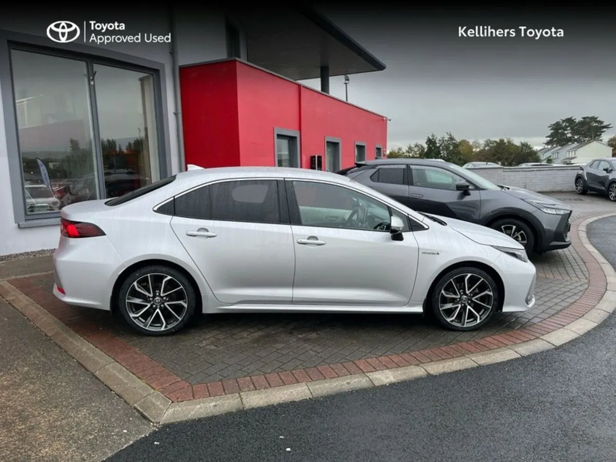 Toyota Corolla COROLLA HYBRID SOL SALOON - Image 3