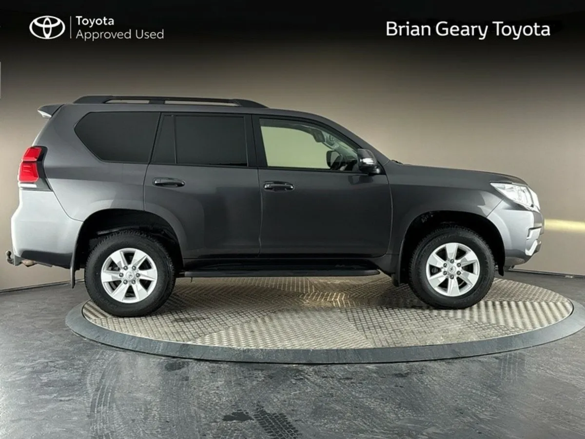 Toyota Land Cruiser LWB Automatic - Image 3