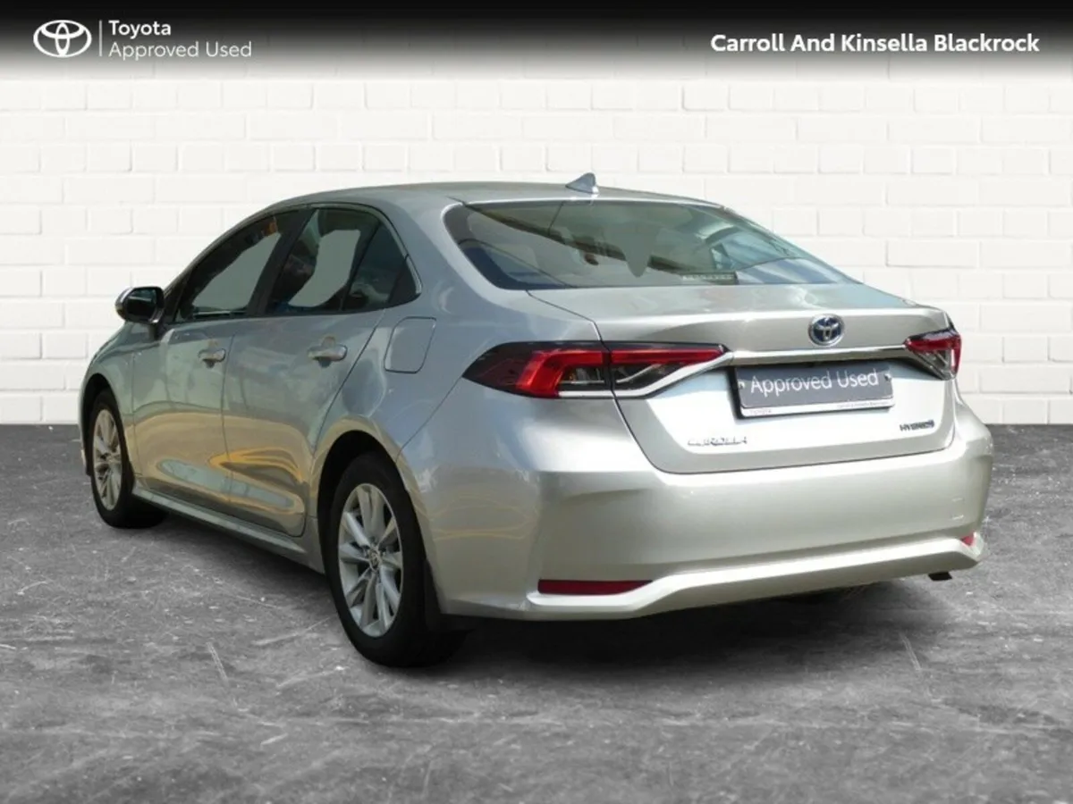 Toyota Corolla Hybrid Luna Saloon - Image 2