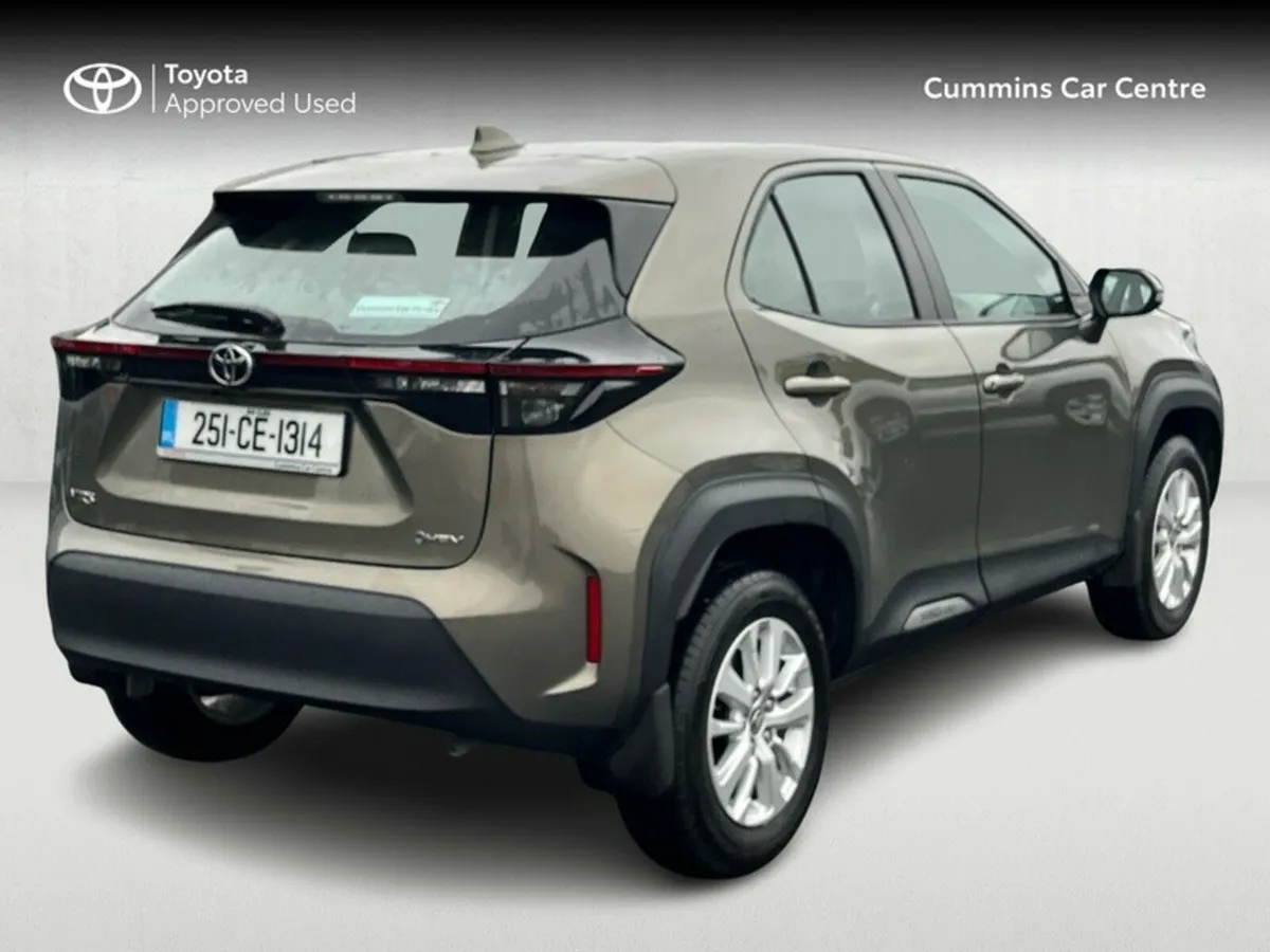 Toyota Yaris Cross YARIS CROSS LUNA - Image 2