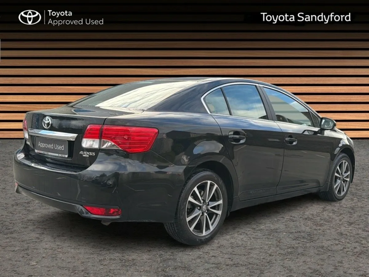 Toyota Avensis 2.0 D4D LUNA DIESEL // AIR CON // B - Image 2