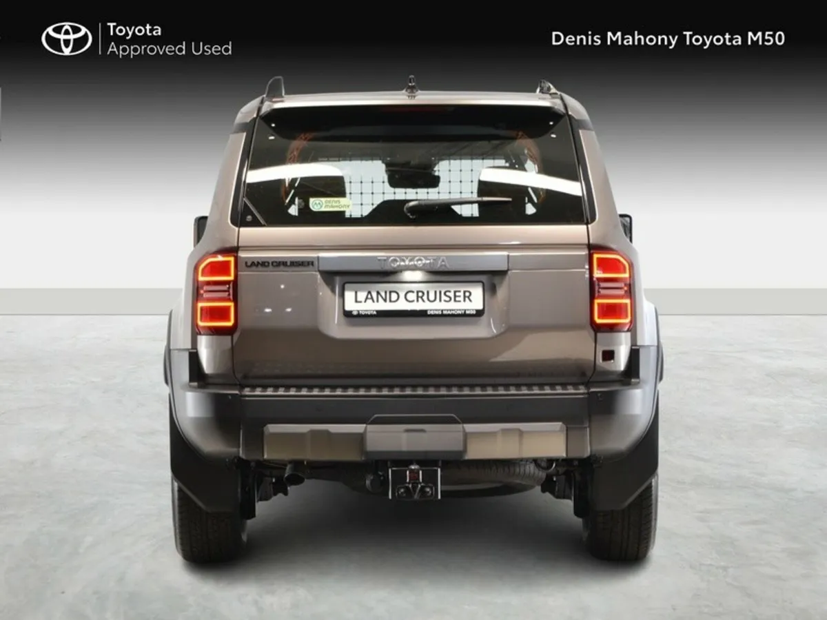 Toyota Land Cruiser Commercial (Vat Reclaimable) - Image 4