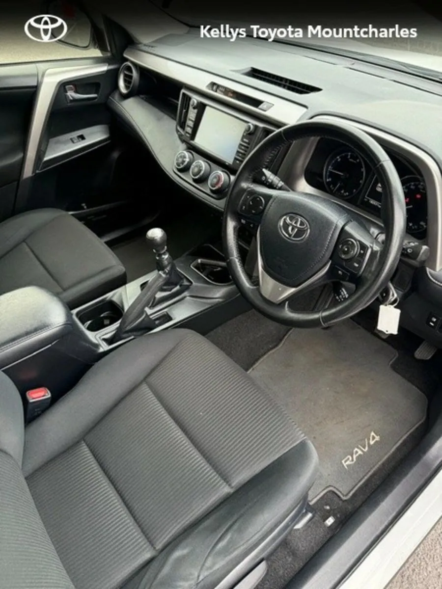 Toyota RAV4 RAV 4 2.0 D4D LUNA - Image 2