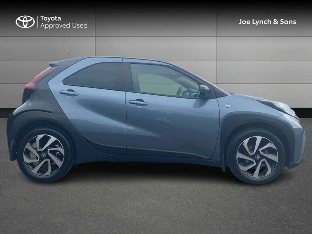 Toyota Aygo X Design Bi-Tone 1.0 5Dr - Image 3
