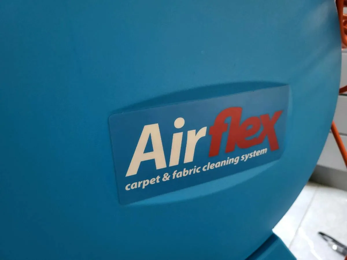 Carpet cleaning setup - Image 4