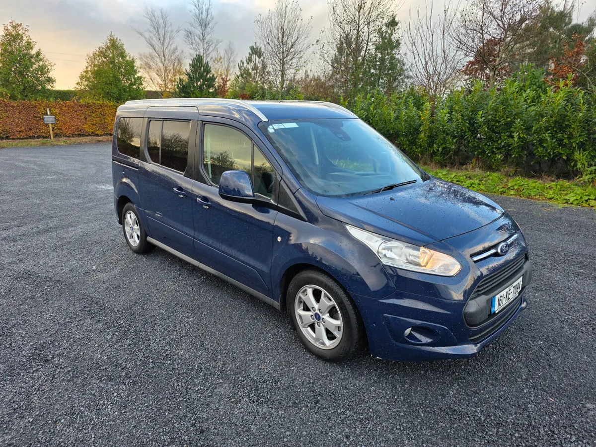 Ford Tourneo Connect treand 7 seater - Image 1