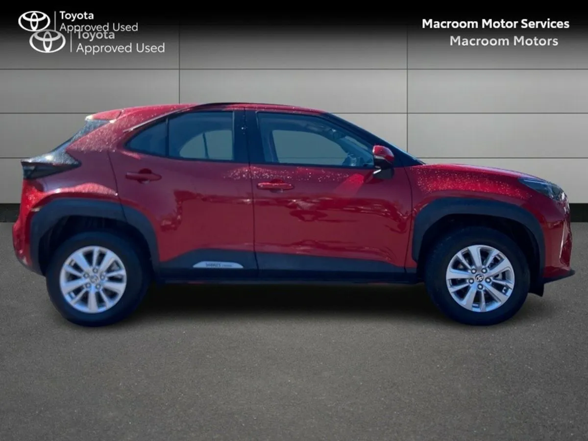 Toyota Yaris Cross END OF YEAR CLEARANCE SALE!!!YA - Image 3