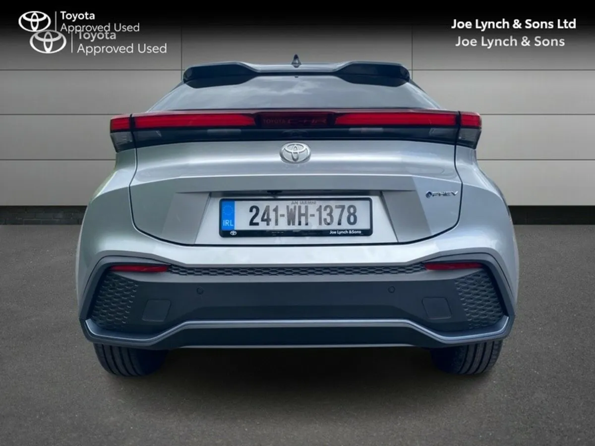 Toyota C-HR C-HR PHEV SPORT+ - Image 4
