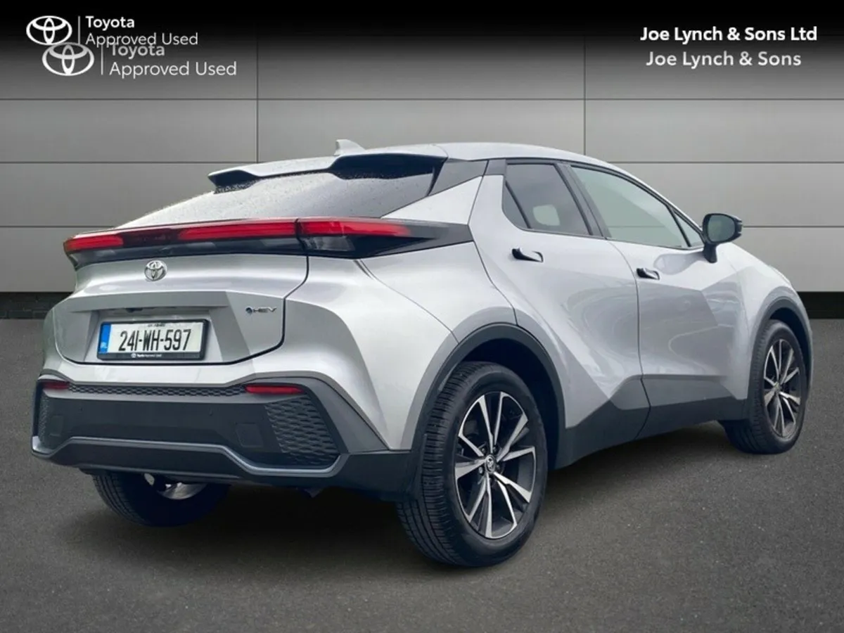 Toyota C-HR C-HR HYBRID SPORT - Image 2