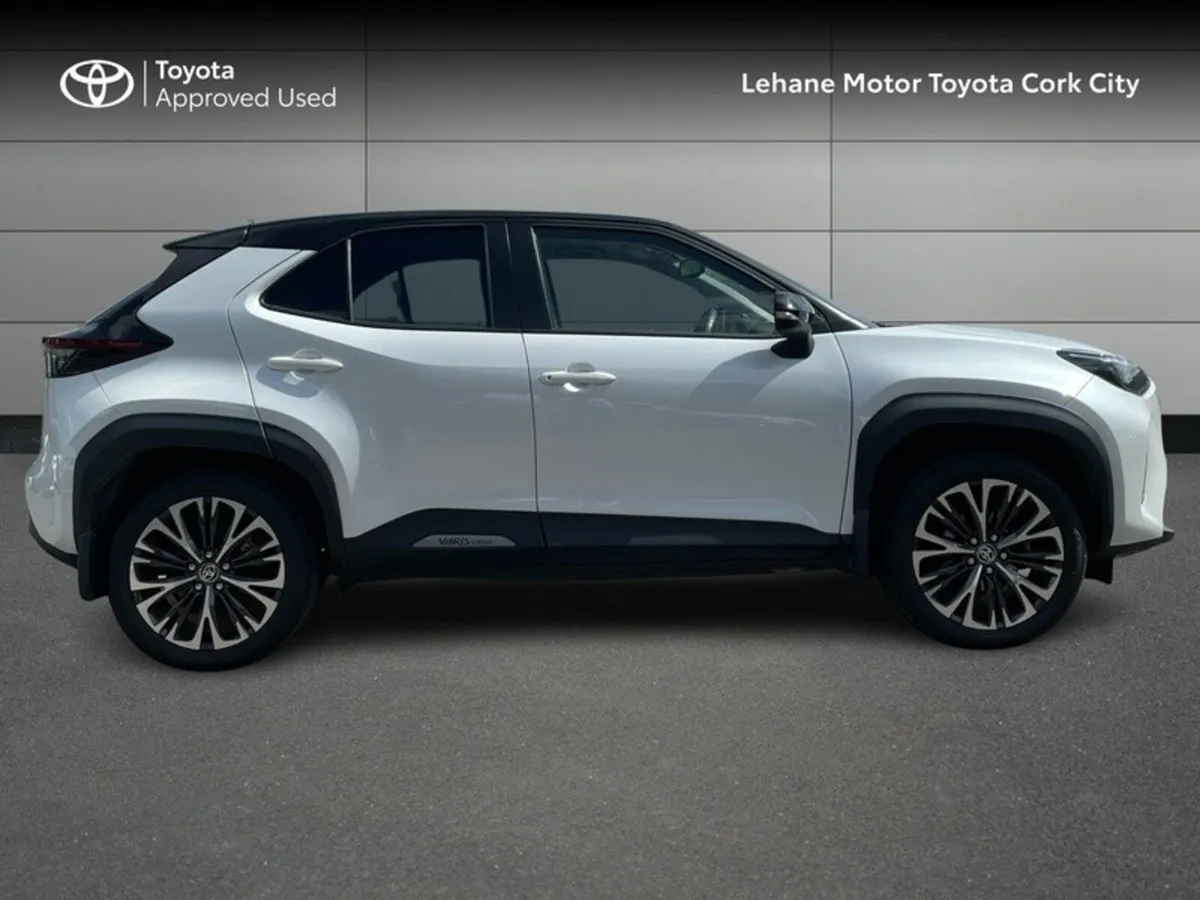 Toyota Yaris Cross Yaris Cross SOL - Image 3