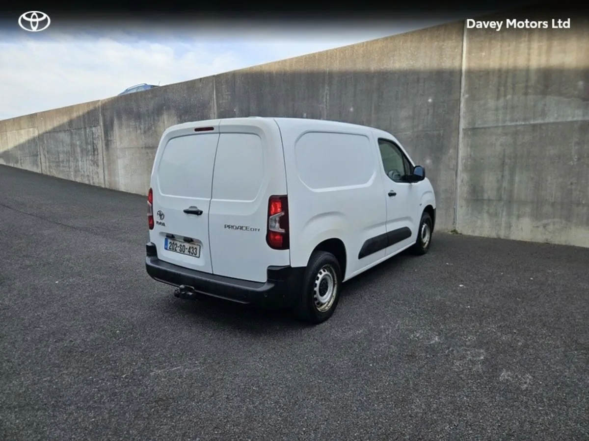 Toyota Proace City P CITY (75HP) GX SWB - Image 2