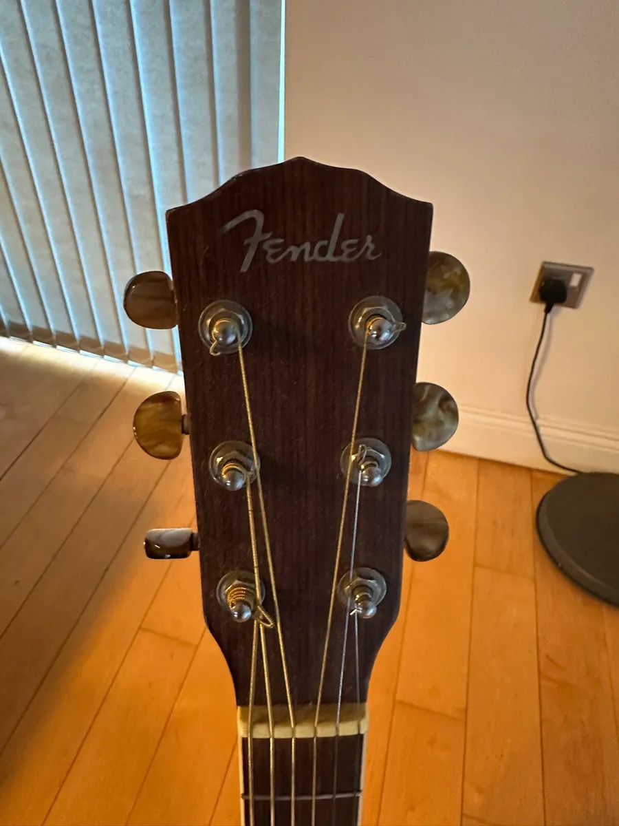 Fender semi-acoustic - Image 2