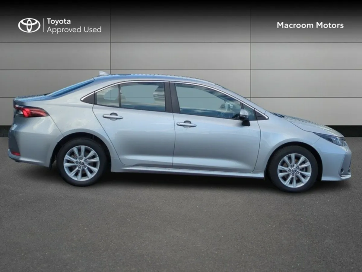 Toyota Corolla END OF YEAR CLEARANCE SALE!!! LUNA - Image 3