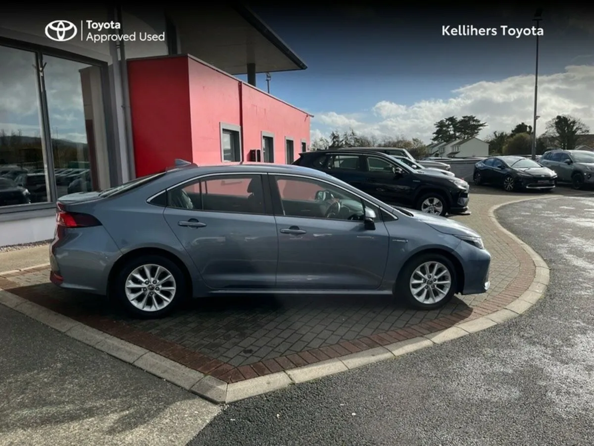 Toyota Corolla COROLLA HYBRID LUNA - Image 3