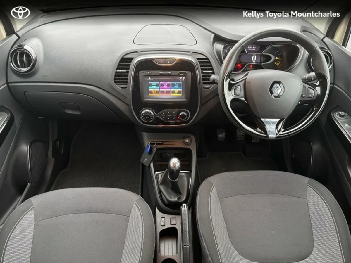 Renault Captur INTENSE 1.5 DCI 90 EU6M 4DR - Image 4