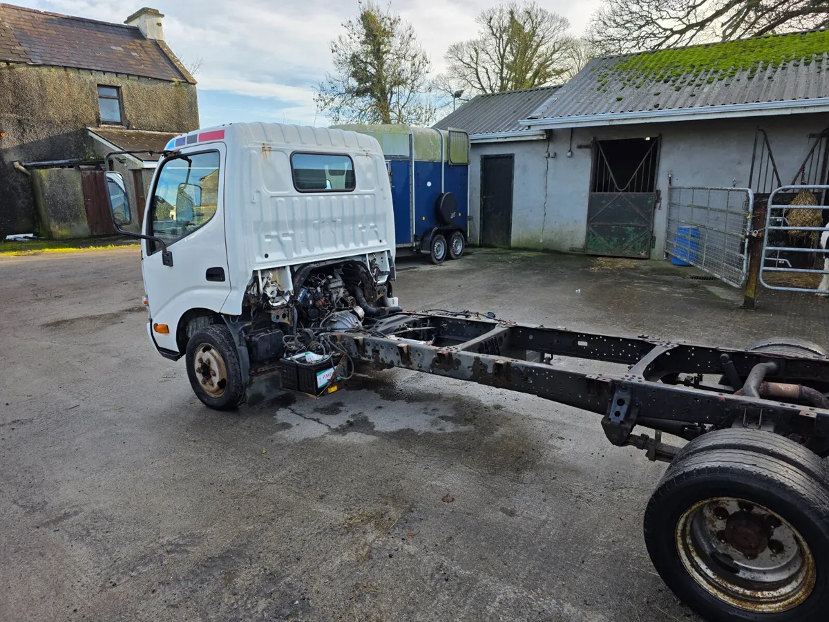Toyota Dyna lwb twin wheel - Image 2