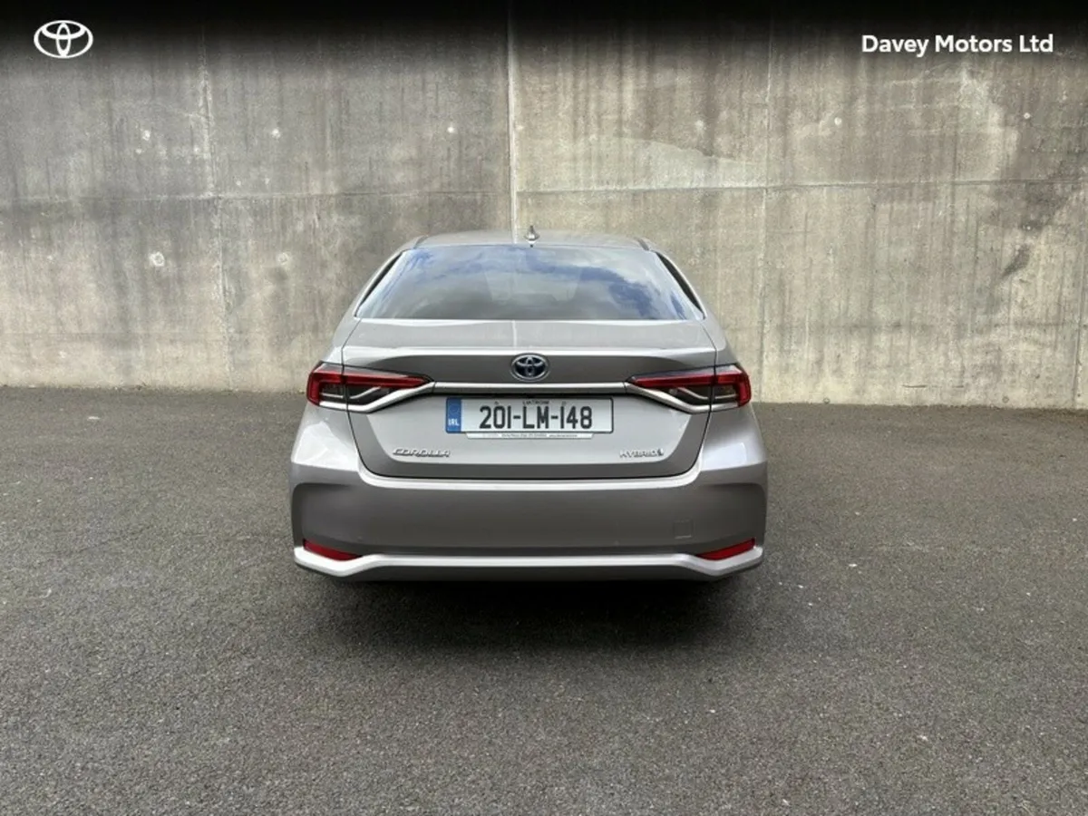 Toyota Corolla HYB LUNA SPORT 4DR AUTO SA - Image 3