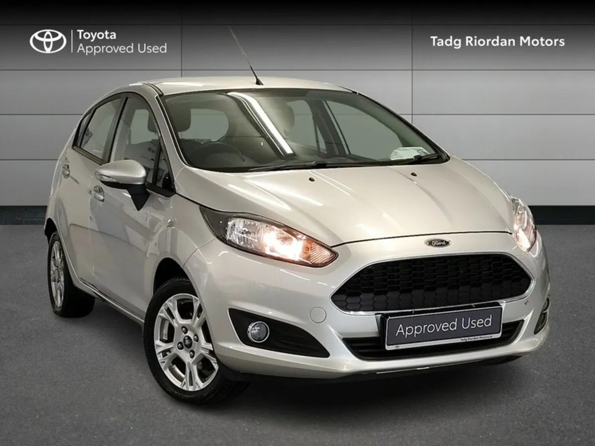 Ford Fiesta ZETEC 1.25 60PS M5 5DR MCA 4DR - Image 1