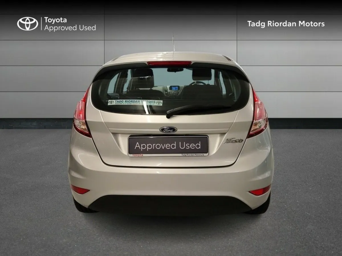 Ford Fiesta ZETEC 1.25 60PS M5 5DR MCA 4DR - Image 4