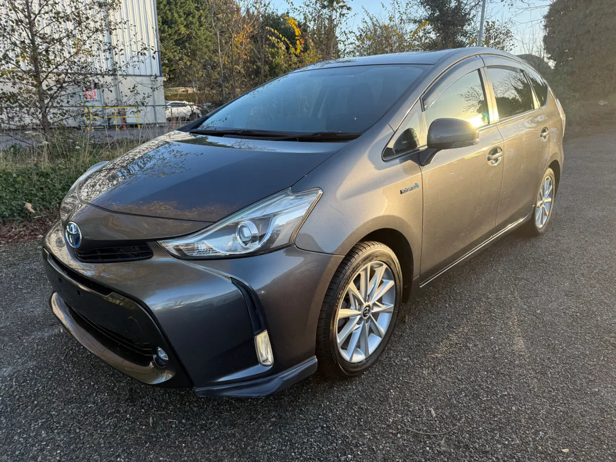 Toyota Prius 7 seats!!! - Image 2