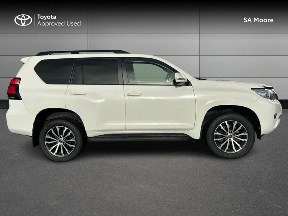 Toyota Land Cruiser 50th Edition with VAT - Image 3