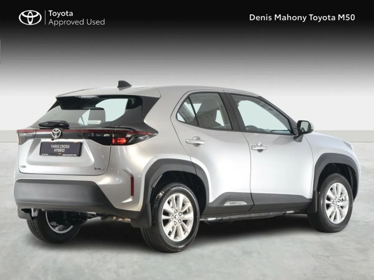 Toyota Yaris Cross Hybrid Luna Auto - Image 2